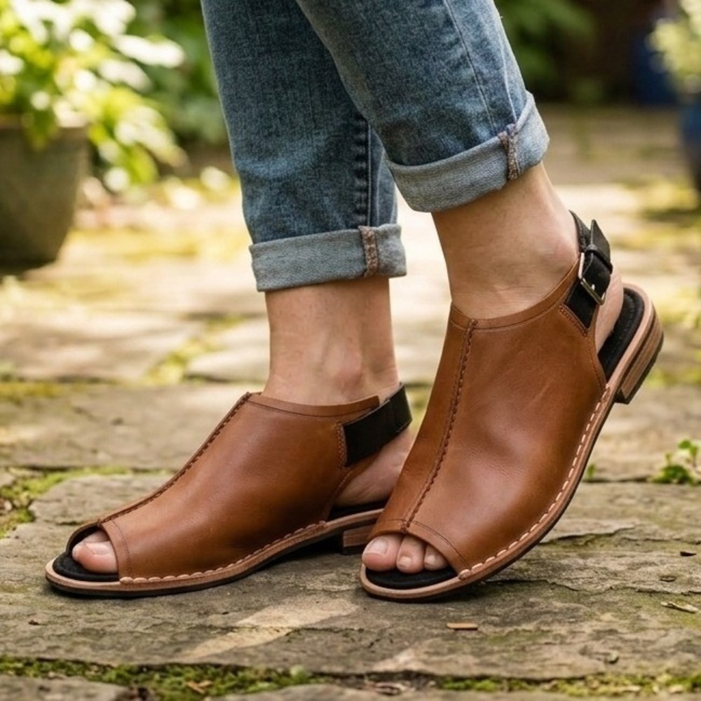 NIB Clarks Cabaret Charm Tobacco Leather Peep Toe Slingback Sandal Flat 7.5 M
